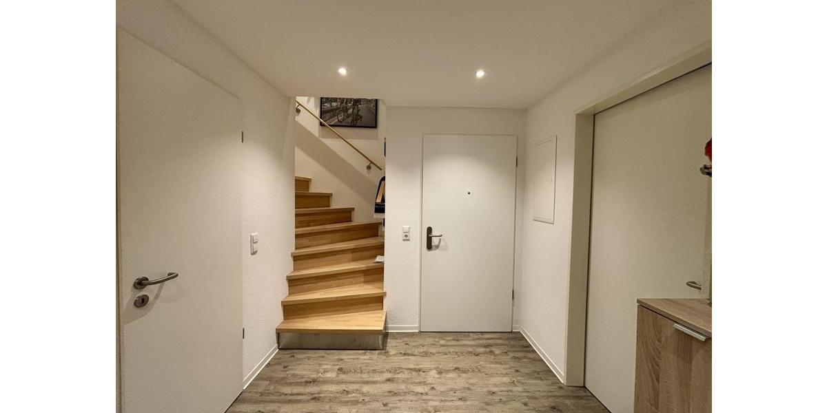 Maisonettenwohnung Murg - 4 Zimmer, 121 m&sup2;, 1.200&euro; | Angebot:25230096