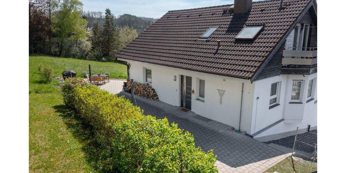 Einfamilienhaus Eggingen - 7 Zimmer, 180 m&sup2;, 475.000&euro; | Angebot:25776223