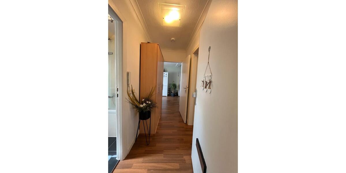 Dachgeschoßwohnung Wedel - 2.5 Zimmer, 45 m&sup2;, 165.000&euro; | Angebot:26851436