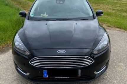 Ford Focus 99.999 km 11.700 &euro; Pastetten 85669