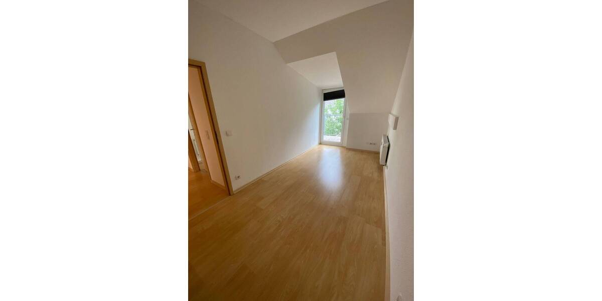 Zimmer Chemnitz Lutherviertel - 3 Zimmer, 57 m&sup2;, 327&euro; | Angebot:26320318