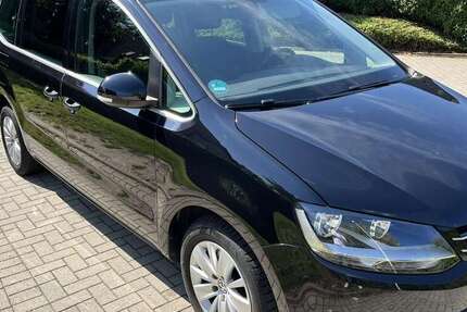 VW Sharan 137.000 km 17.900 € Willich 47877