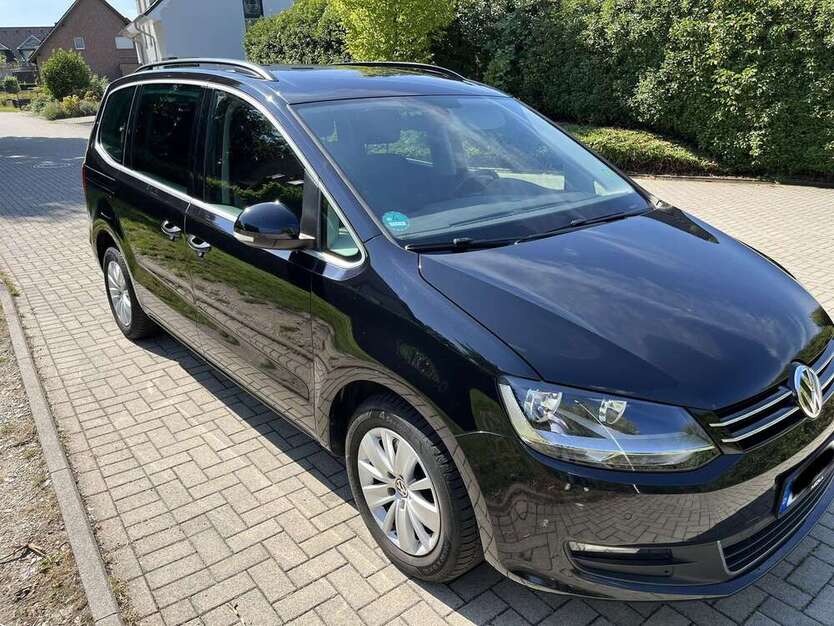 VW Sharan 137.000 km 17.900 € Willich 47877