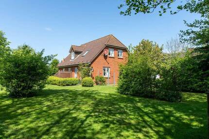 Haus Pellworm - 5 Zimmer, 140 m&sup2;, 458.000&euro; | Angebot:25705393