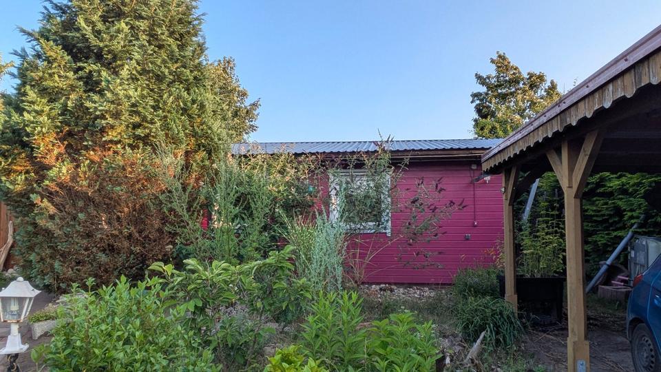 Wochenendhaus Tinyhouse Holzhaus in einem Wochenendgebiet