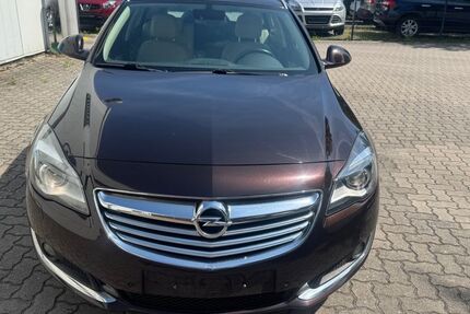 Opel Insignia 250.000 km 4.100 € Stockelsdorf 23617