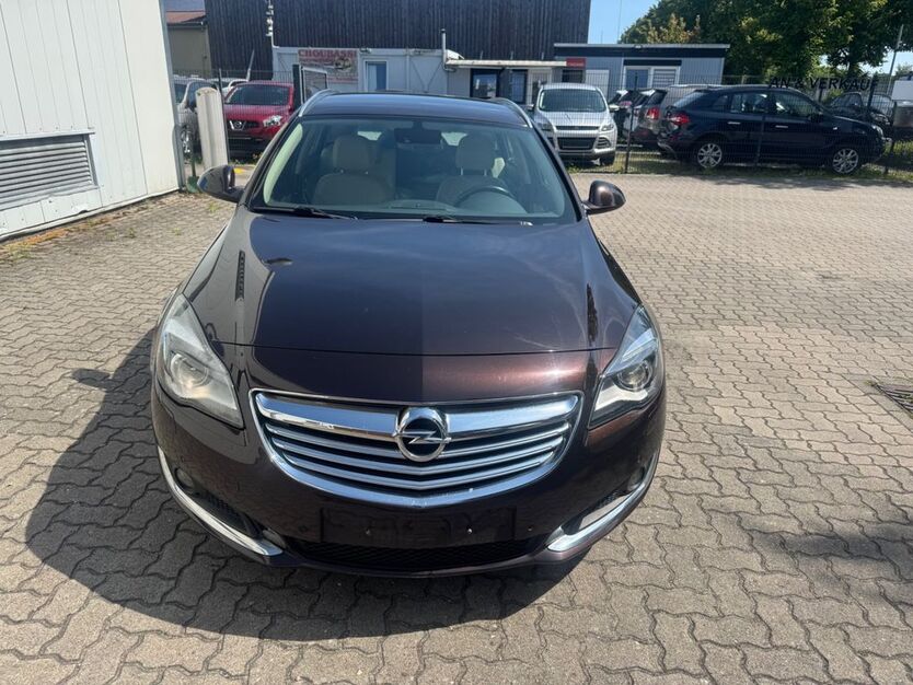 Opel Insignia 250.000 km 4.100 € Stockelsdorf 23617