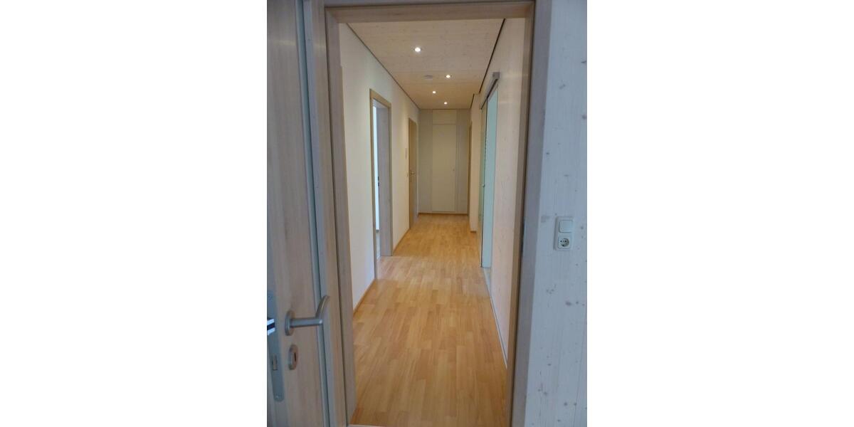Etagenwohnung Regensburg Ganghofersiedlung - 4 Zimmer, 79 m&sup2;, 1.225&euro; | Angebot:25915910