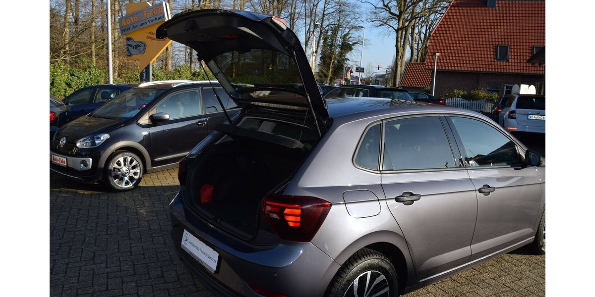 VW Polo Life 1,0 70KW LED*ACC*PDC*App Connect*Alls. 52.976 km 15.980 &euro; Rastede 26160