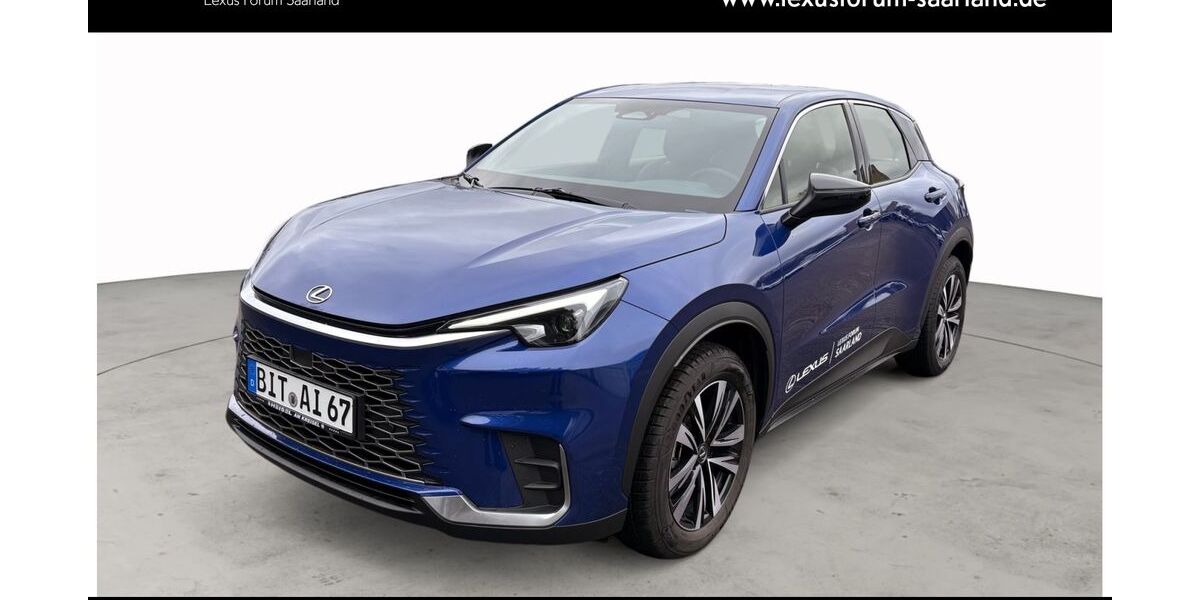 Lexus LBX 2.500 km 31.960 &euro; Merzig 66663