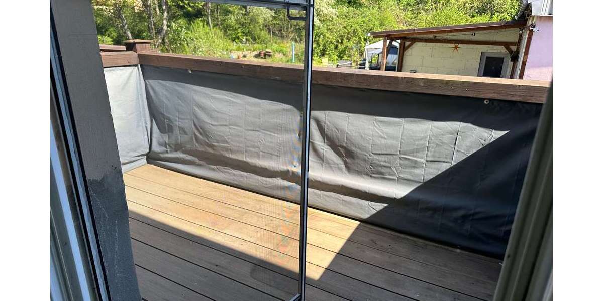 gepflegte 4 Raum - ETW mit Küche, Balkon und Pkw-Stellplatz am Stadtrand - Etagenwohnung Apolda | Angebot:24308532