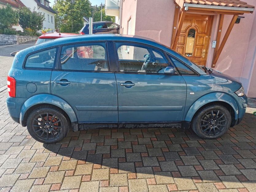 Audi A2 302.000 km 2.800 € Burladingen 72393