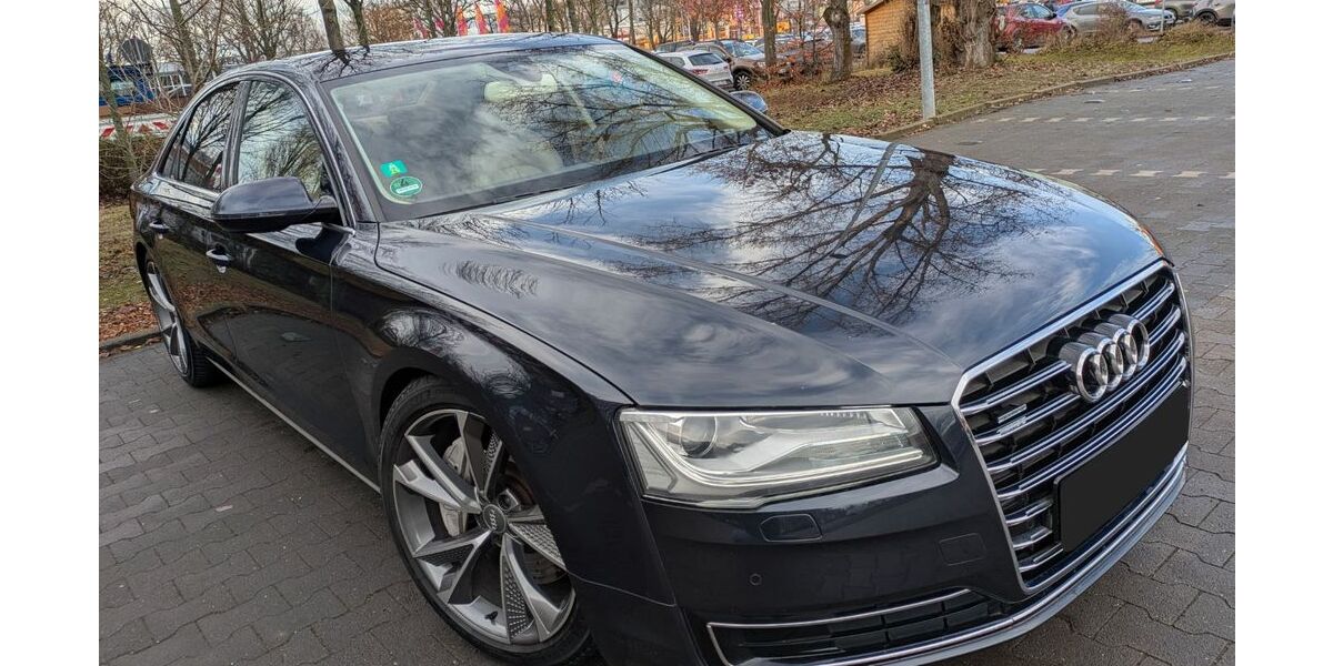 Audi A8 134.000 km 19.900 &euro; Berlin 12277