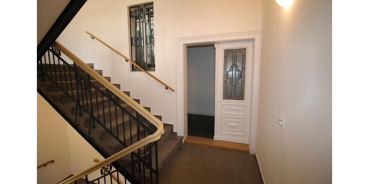 Etagenwohnung Werdau - 2 Zimmer, 50 m&sup2;, 370&euro; | Angebot:26618994