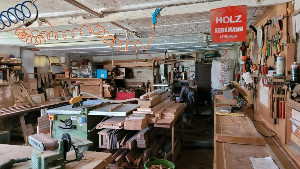 Einfamilienhaus Borken (Hessen) - 5 Zimmer, 170 m&sup2;, 180.000&euro; | Angebot:23088507