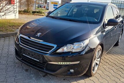 Peugeot 308 221.000 km 6.200 &euro; Waiblingen OT Hegnach 71334