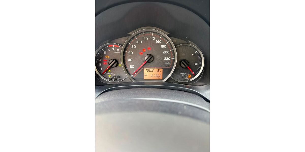 Toyota Yaris 168.000 km 3.300 &euro; Freystadt 92342