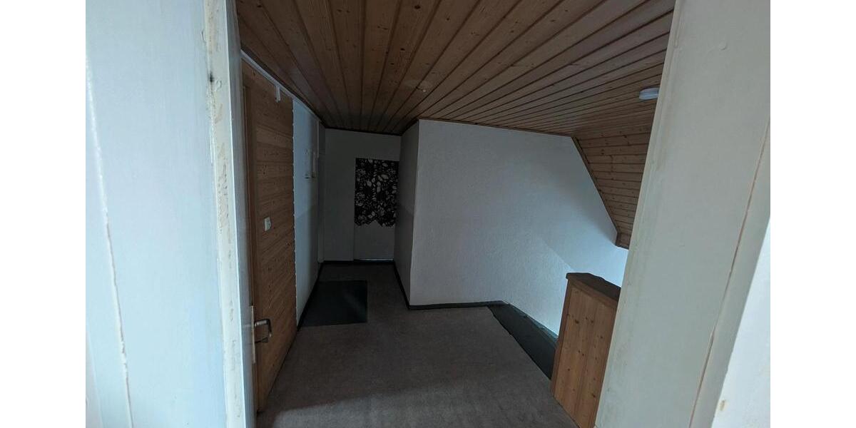 Etagenwohnung Schönwald - 6 Zimmer, 120 m&sup2;, 1.020&euro; | Angebot:26694036
