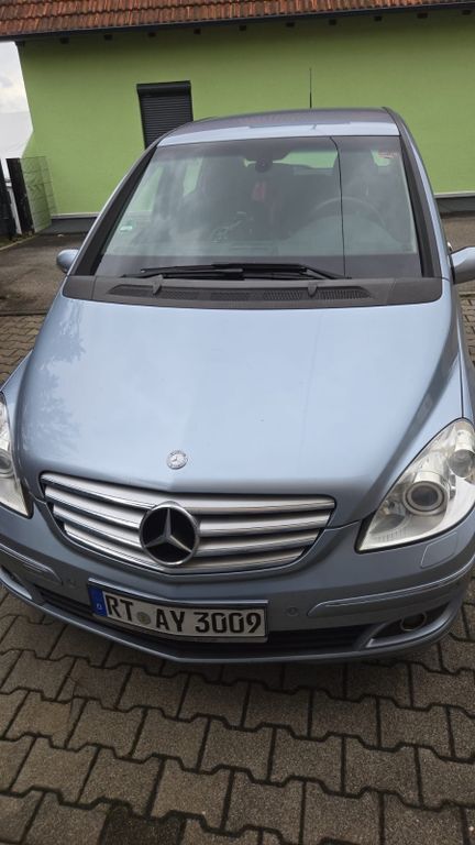 B 200