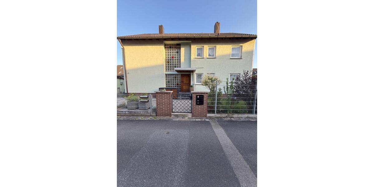 Einfamilienhaus Fürth Bislohe - 8 Zimmer, 184 m&sup2;, 860.000&euro; | Angebot:26750609