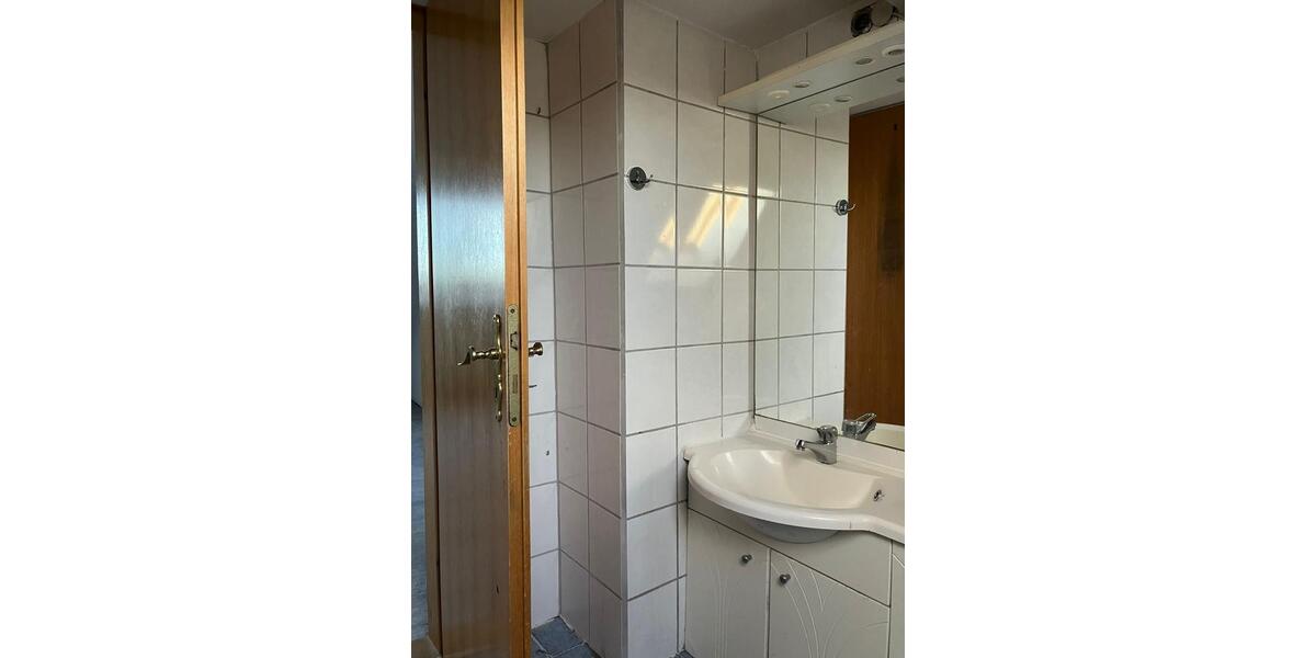 Reihenhaus Laichingen - 9 Zimmer, 90 m&sup2;, 227.000&euro; | Angebot:26136529