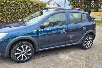Dacia Sandero 72.000 km 8.899 € Erpel 53579