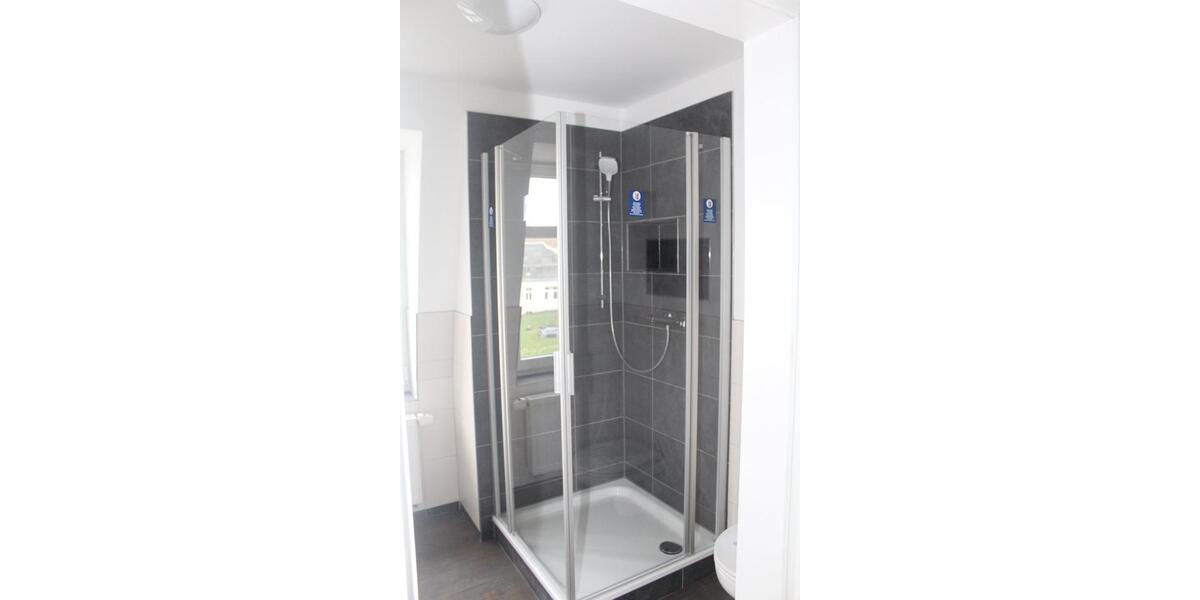 Etagenwohnung Großröhrsdorf - 2 Zimmer, 74 m&sup2;, 815&euro; | Angebot:25293005