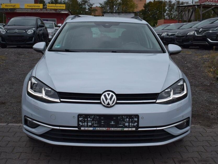 VW Golf 232.000 km 11.599 € Berlin 13597
