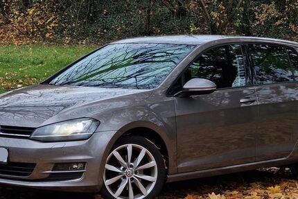 VW Golf 124.000 km 12.800 &euro; Denzlingen 79211