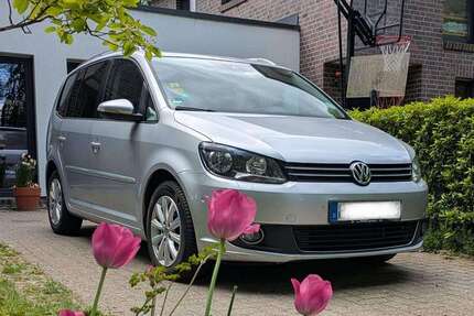 VW Touran 324.000 km 8.500 &euro; Oldenburg (Oldenburg), Stadt 26129