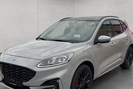 Ford Kuga 12.476 km 34.950 € Frankfurt 60386