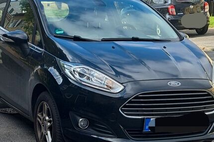 Ford Fiesta 93.500 km 5.999 € Gelsenkirchen 45892
