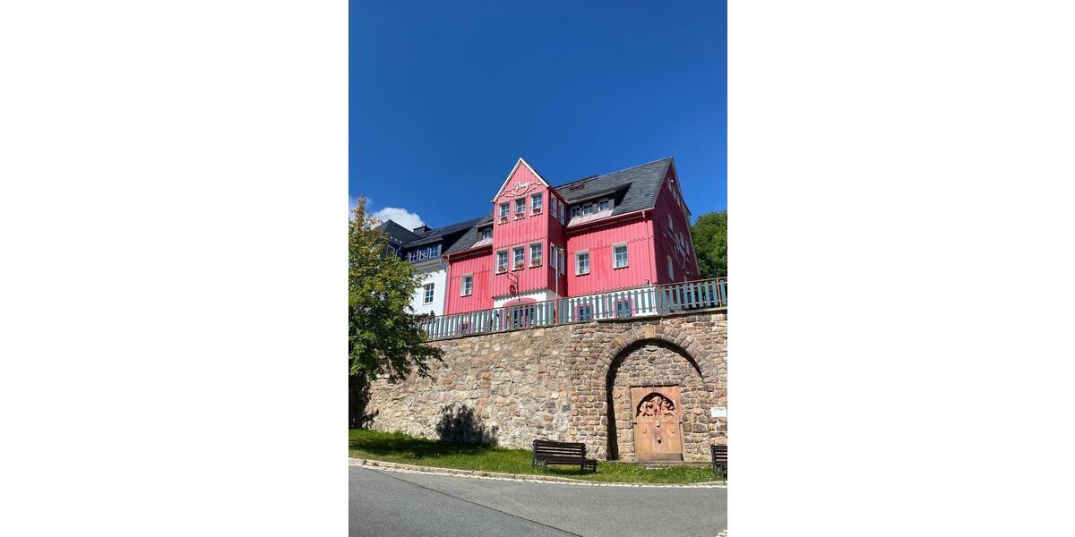 Einfamilienhaus Altenberg - 11 Zimmer, 700 m&sup2;, 360.000&euro; | Angebot:26035962