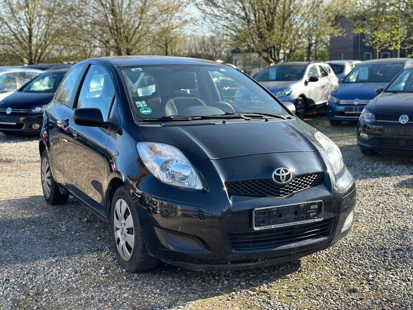 Toyota Yaris 217.000 km 1.600 € Kiel 24145