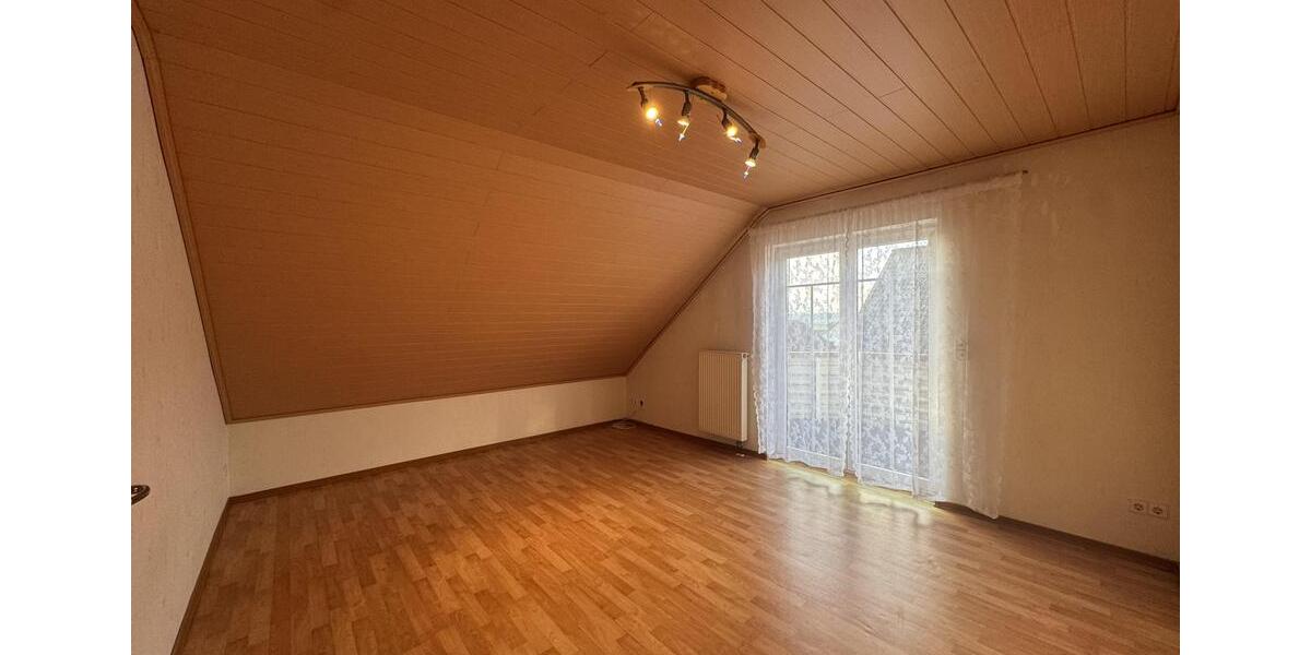 Mehrfamilienhaus, Wohnhaus Haina (Kloster) - 5 Zimmer, 166 m&sup2;, 1.600&euro; | Angebot:26319502