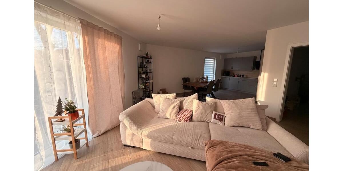 Erdgeschoßwohnung Schwanewede - 3 Zimmer, 94 m&sup2;, 1.245&euro; | Angebot:25280370