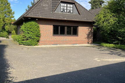 Haus Rellingen - 7 Zimmer, 202 m&sup2;, 2.300&euro; | Angebot:26806000