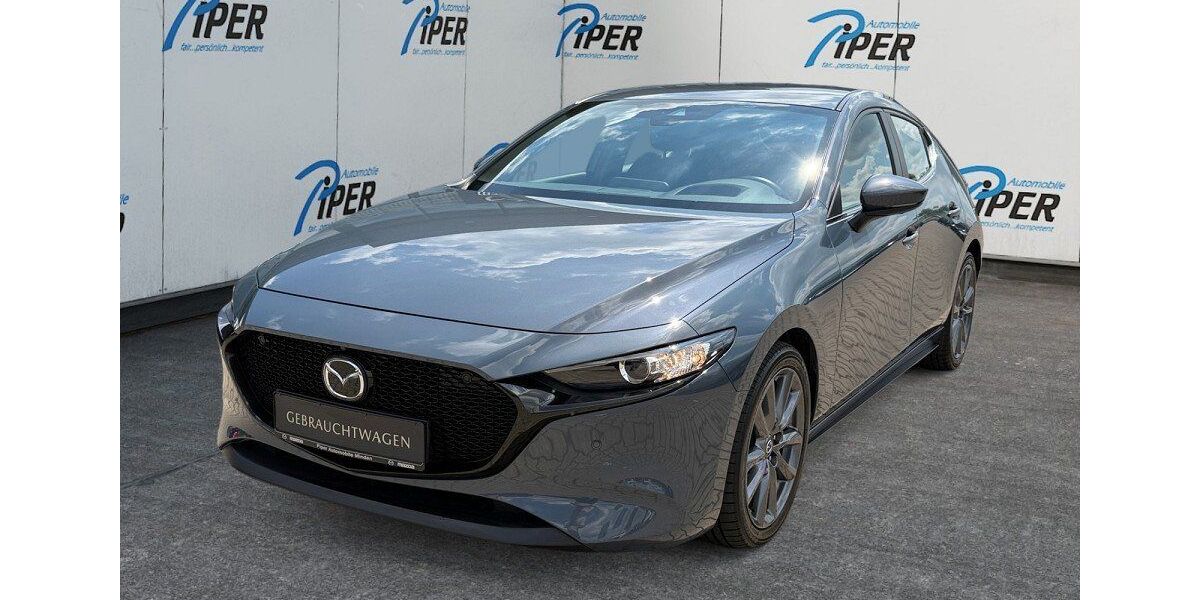 Mazda 3 61.883 km 17.990 &euro; Minden 32427
