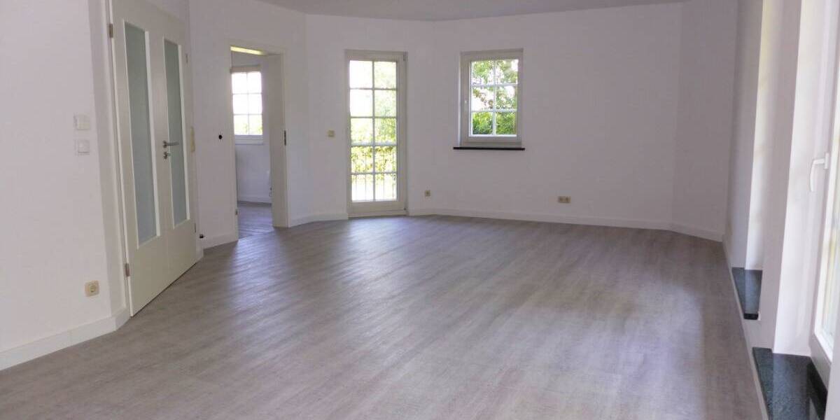 Mehrfamilienhaus, Wohnhaus Nienhagen - 9 Zimmer, 200 m&sup2;, 870.000&euro; | Angebot:25689513