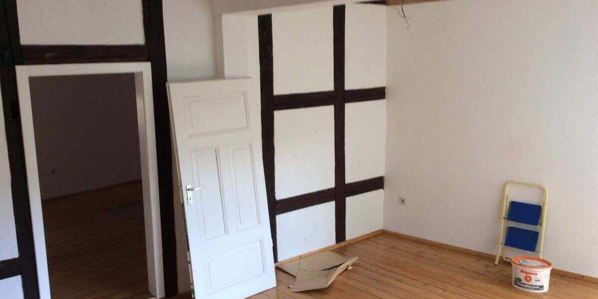 Etagenwohnung Salzwedel - 7 Zimmer, 181 m&sup2;, 89.000&euro; | Angebot:23813001