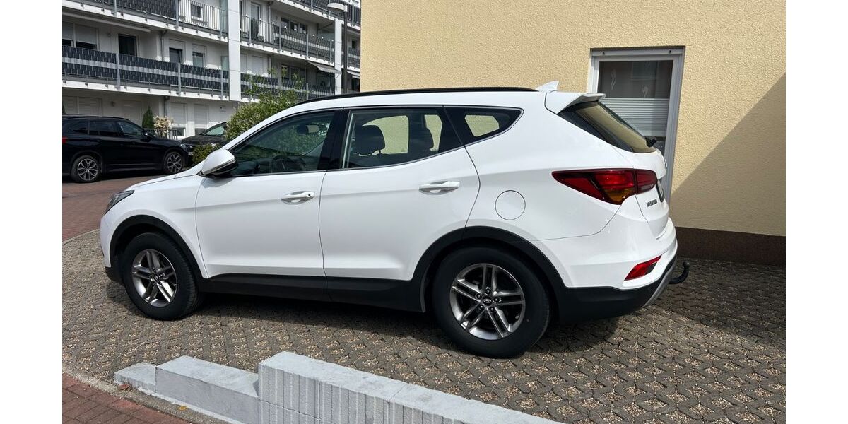 Hyundai SANTA FE 96.500 km 17.500 &euro; Recklinghausen 45657