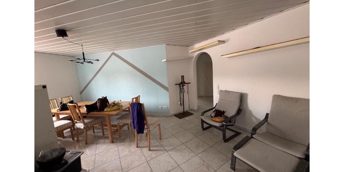 Terrassenwohnung Meßstetten - 4 Zimmer, 150 m&sup2;, 1.550&euro; | Angebot:24805987