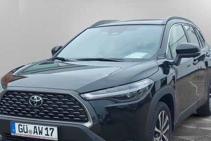 Toyota Corolla Cross 10.500 km 39.900 &euro; Güstrow 18273