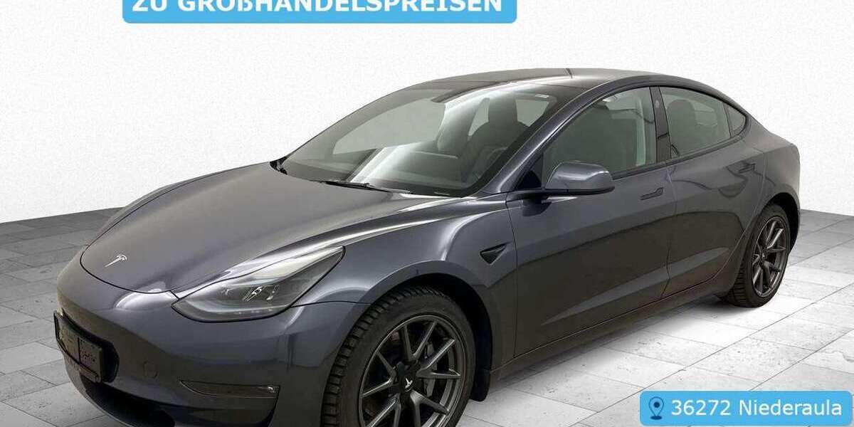 Tesla Model 3 31.956 km 32.490 &euro; Frankfurt 60596