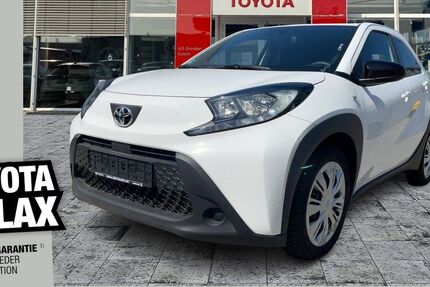 Toyota Aygo (X) 14.428 km 15.990 &euro; Dresden 01139