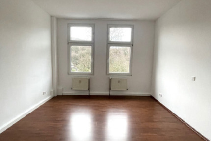 Wohnung Remscheid Lüttringhausen - 4 Zimmer, 87 m&sup2;, 550&euro; | Angebot:25125551