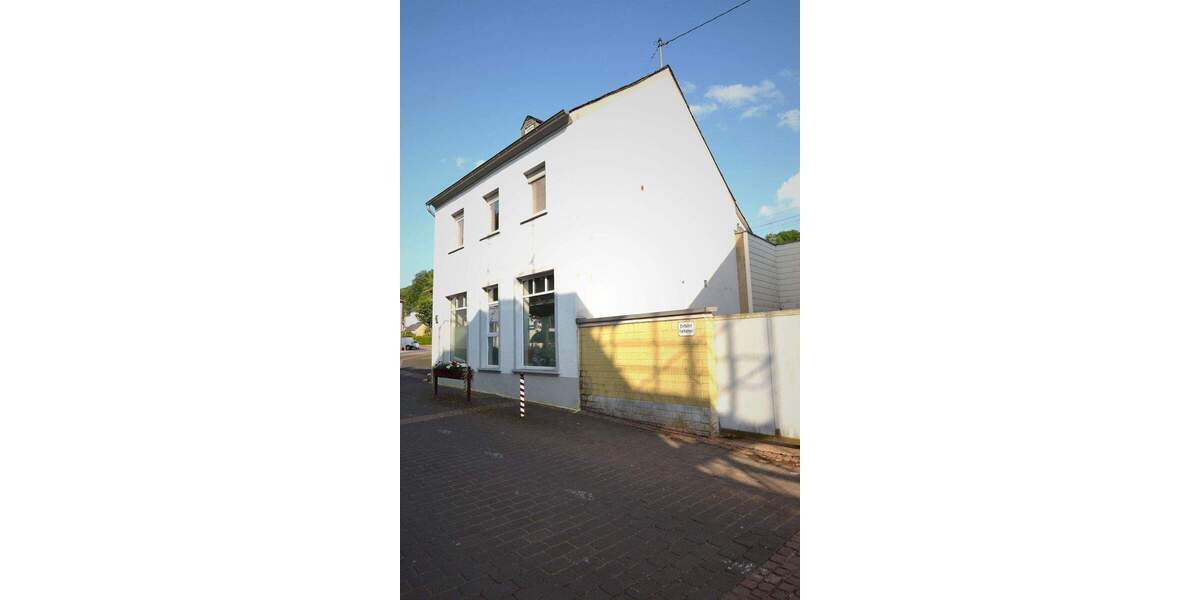 Mehrfamilienhaus, Wohnhaus Kenn - 5 Zimmer, 147 m&sup2;, 249.000&euro; | Angebot:26908914