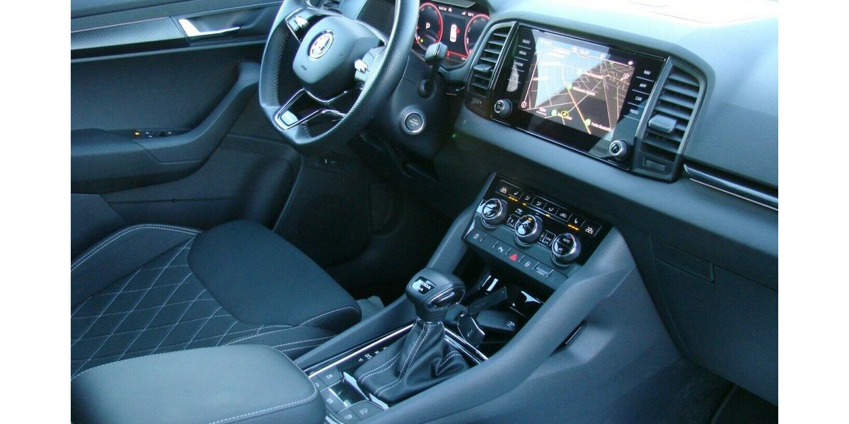 Skoda Karoq 2,0TDi 4x4 Sportline ACC AHK SHZ Matrix 13.915 km 35.980 &euro; Falkensee 14612