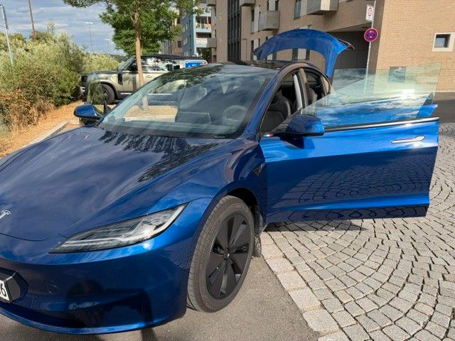 Tesla Model 3 21.000 km 42.200 &euro; Tübingen 72072