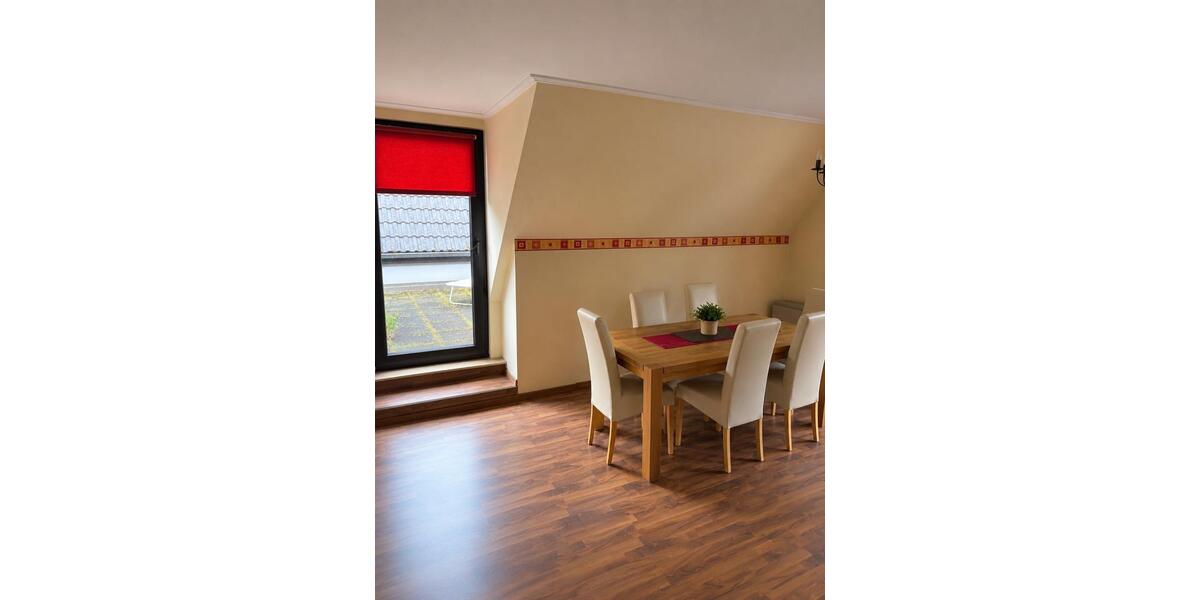 Dachgeschoßwohnung Trier Kürenz - 4 Zimmer, 95 m&sup2;, 299.000&euro; | Angebot:26563125